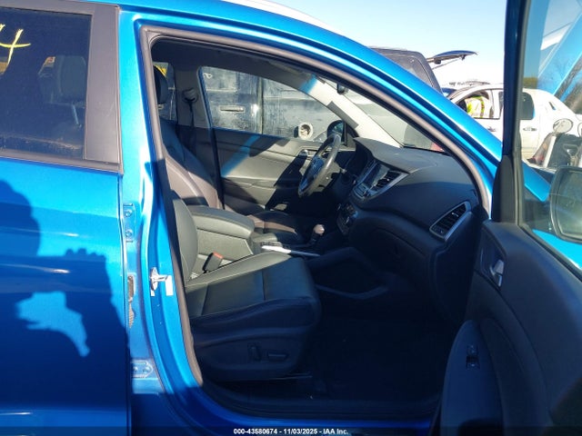 2018 Hyundai Tucson Sel Plus მანქანა იყიდება აუქციონზე, vin: KM8J33A44JU696608, აუქციონის ნომერი: 43580674