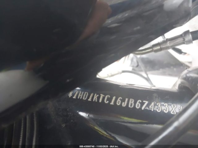 2018 HARLEY-DAVIDSON FLTRXS 1HD1KTC16JB674338 Photo 9