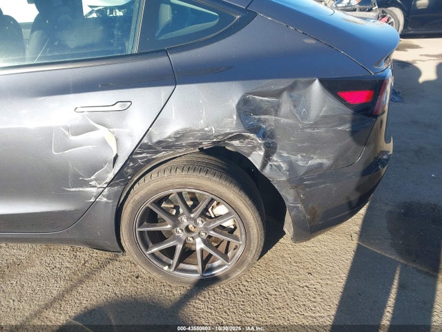 2023 TESLA MODEL 3 5YJ3E1EA0PF540790 Photo 5