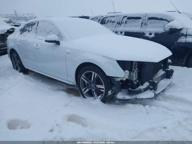 2018 AUDI A4 WAUENAF49JA070905 Photo 0