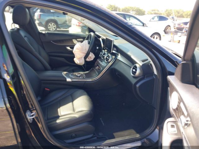 2017 MERCEDES-BENZ C 300 WDDWF4KB8HR244605 Photo 4