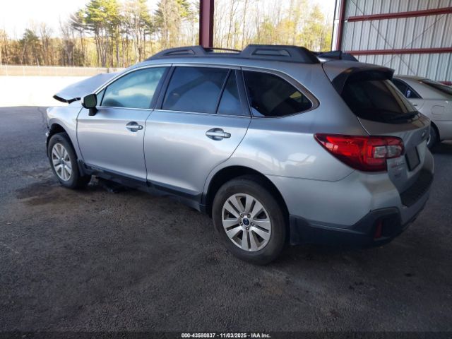 2018 SUBARU OUTBACK 4S4BSACC5J3366143 Photo 2