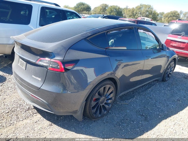 2023 TESLA MODEL Y 7SAYGDEF8PF863923 Photo 3