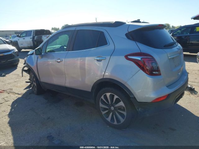 2022 BUICK ENCORE KL4CJASM9NB500499 Photo 2