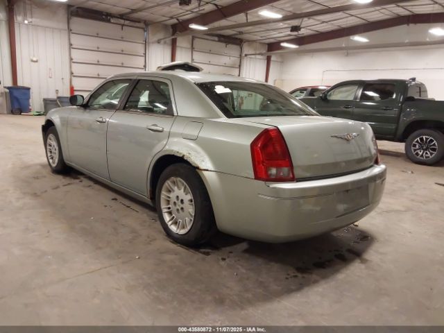2006 CHRYSLER 300 2C3KA43R76H271928 Photo 2