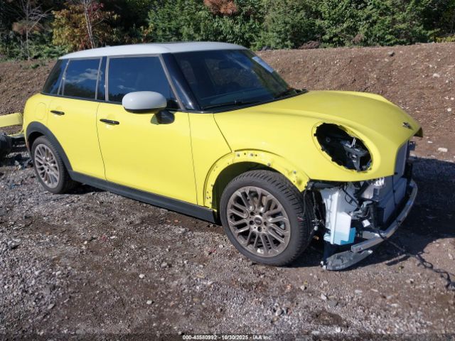 2025 MINI HARDTOP WMW53GD07S2X05656