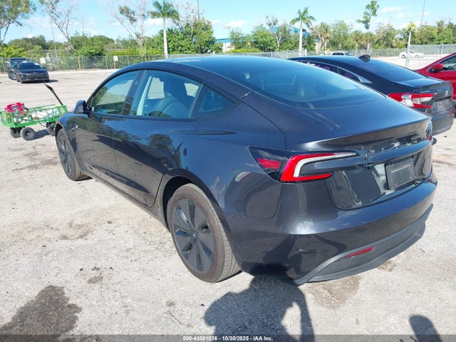 2024 TESLA MODEL 3 5YJ3E1EA9RF737721 Photo 2