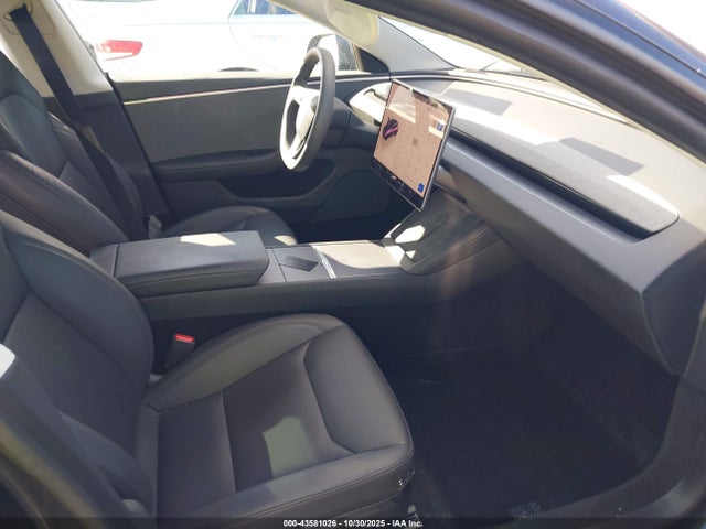 2024 TESLA MODEL 3 5YJ3E1EA9RF737721 Photo 4