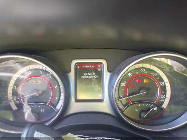 3C4PDCGBXJT381856 Dodge Journey Crossroad