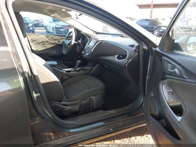 Chevrolet Malibu 2016 1G1ZE5ST4GF298615 Image 17