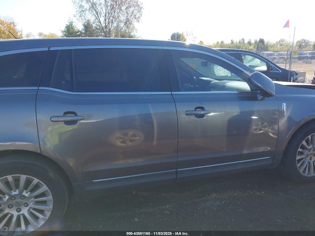 Aukcja sprzedaży 2010 Lincoln Mkt, vin: 2LMHJ5FR7ABJ28190, numer aukcji: 43581165