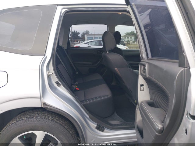 JF2SJABC0HH803604 Subaru Forester 2.5i
