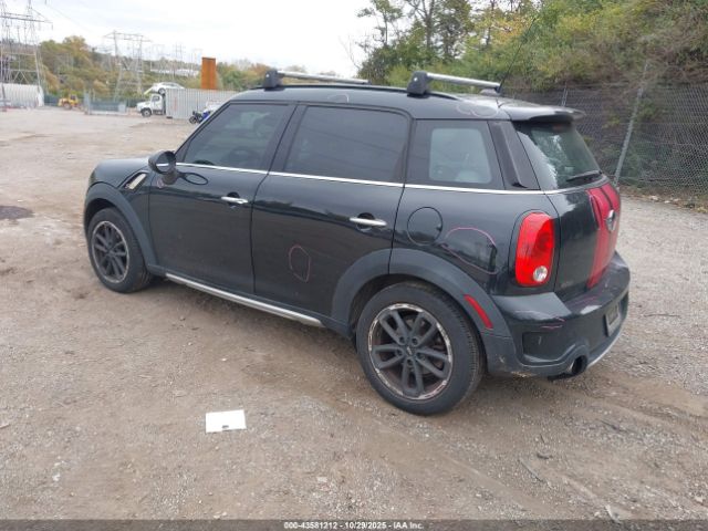 2015 MINI COUNTRYMAN WMWZC5C57FWT37562 Photo 2