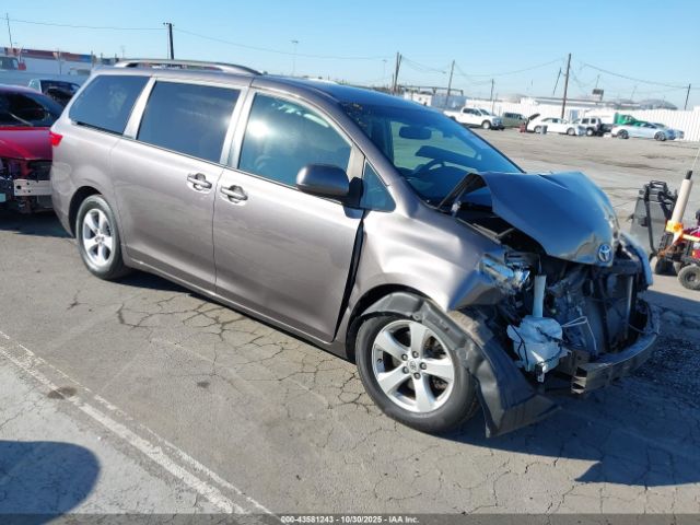 2015 TOYOTA SIENNA 5TDKK3DC2FS613879