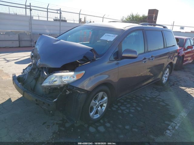 2015 TOYOTA SIENNA 5TDKK3DC2FS613879 Photo 1