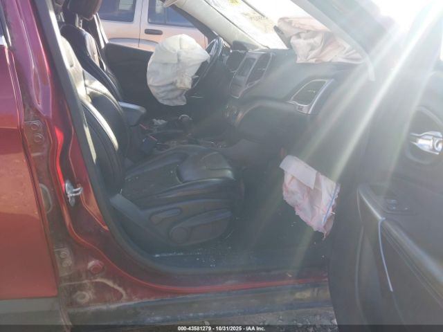 2019 JEEP CHEROKEE 1C4PJLLX5KD111564 Photo 4