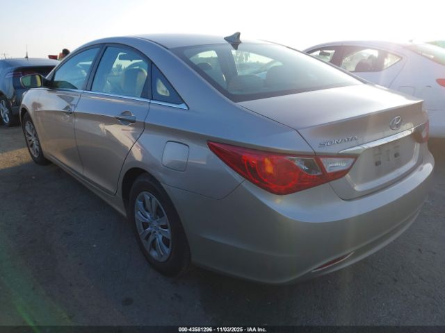 2011 HYUNDAI SONATA 5NPEB4AC5BH094091 Photo 2