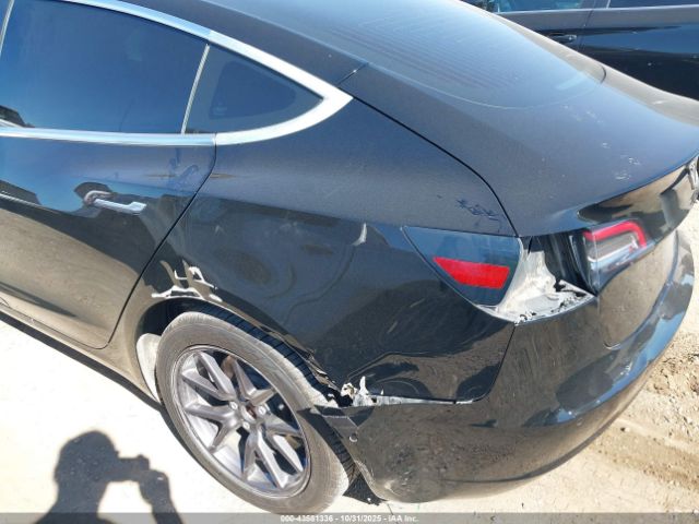 2019 TESLA MODEL 3 5YJ3E1EB5KF197041 Photo 5