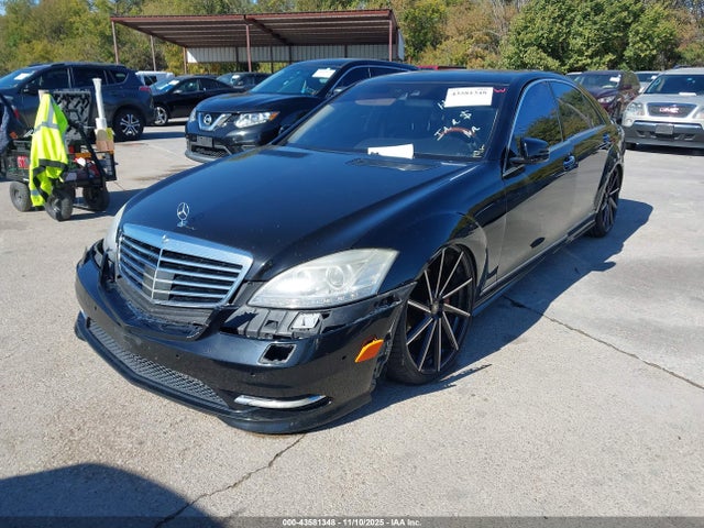 2011 MERCEDES-BENZ S 550 WDDNG8GB8BA399816 Photo 1