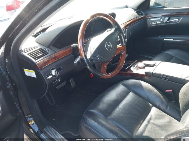 2011 MERCEDES-BENZ S 550 WDDNG8GB8BA399816 Photo 4