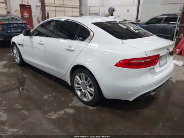 2019 JAGUAR XE SAJAD4FX6KCP45164 Photo 2