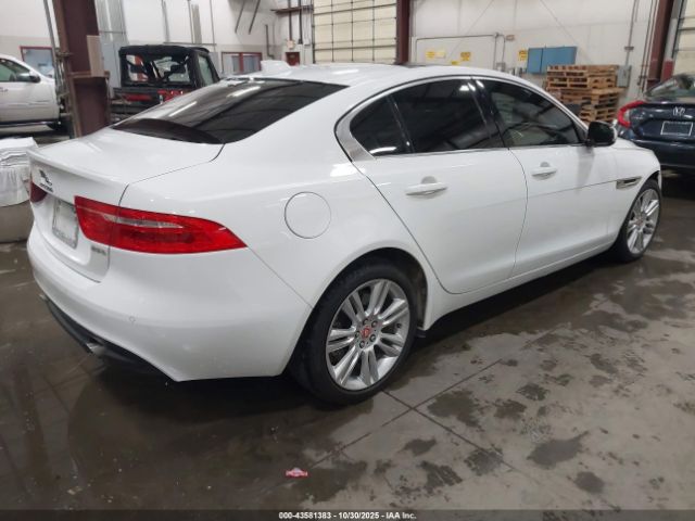2019 JAGUAR XE SAJAD4FX6KCP45164 Photo 3