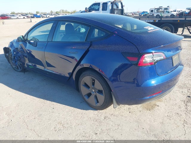 2022 TESLA MODEL 3 5YJ3E1EB3NF196491 Photo 2