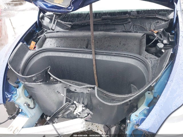 2024 TESLA MODEL Y 7SAYGAEE5RF200351 Photo 9