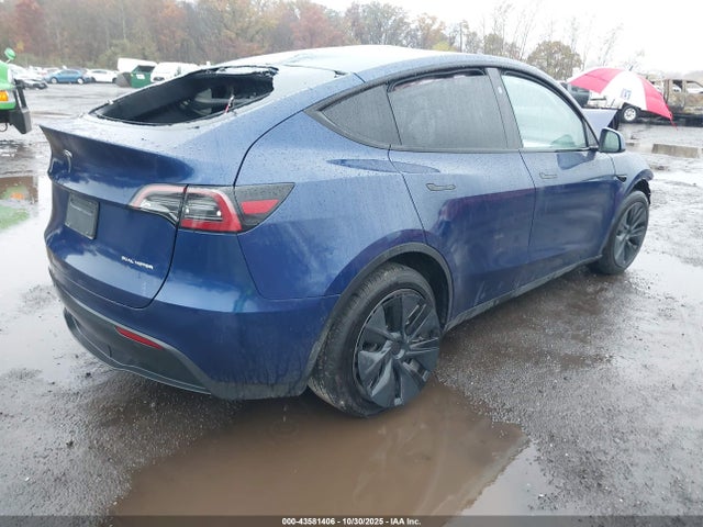 2024 TESLA MODEL Y 7SAYGAEE5RF200351 Photo 3