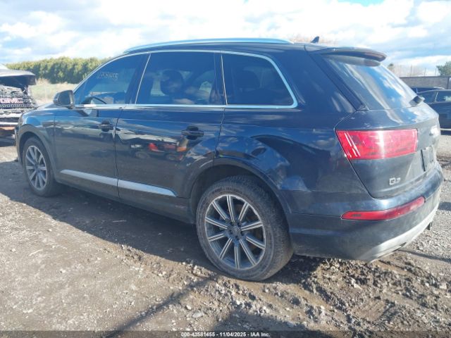 2017 AUDI Q7 WA1LAAF72HD004327 Photo 2