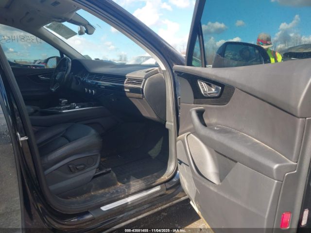 2017 AUDI Q7 WA1LAAF72HD004327 Photo 4