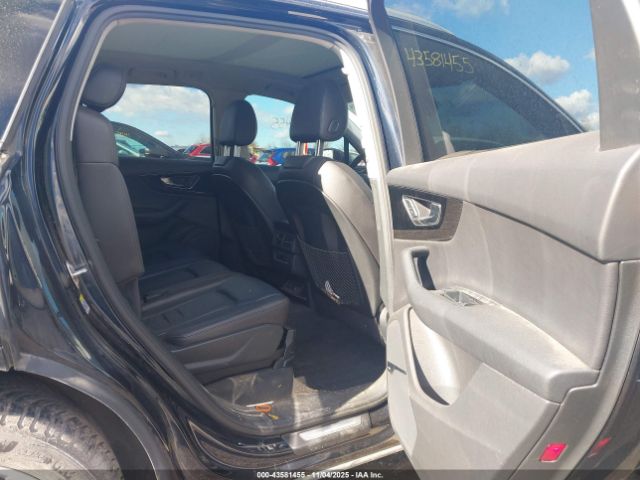 2017 AUDI Q7 WA1LAAF72HD004327 Photo 7