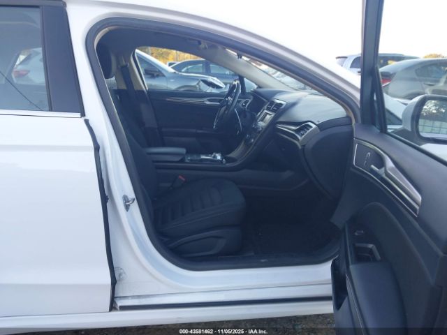 2017 FORD FUSION 3FA6P0G73HR392689 Photo 4