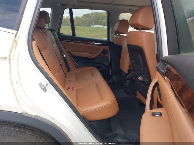 2016 BMW X3 5UXWX9C53G0D71635 Photo 7