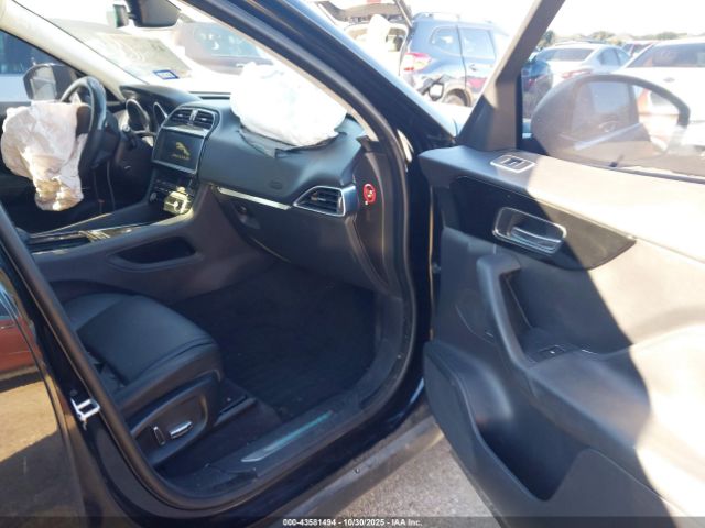 2019 JAGUAR F-PACE SADCS2FX3KA390200 Photo 4