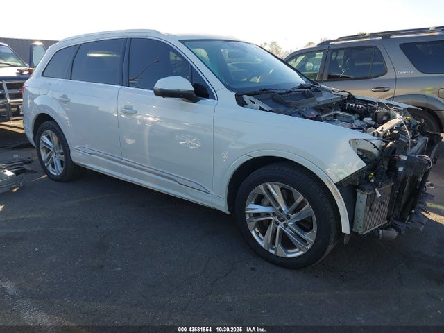 2020 AUDI Q7 WA1LXAF79LD002615 Photo 0