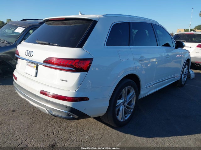 2020 AUDI Q7 WA1LXAF79LD002615 Photo 3