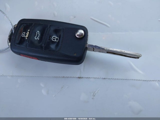 2011 Volkswagen Jetta 2.5l Se მანქანა იყიდება აუქციონზე, vin: 3VWDZ7AJ3BM350761, აუქციონის ნომერი: 43581559