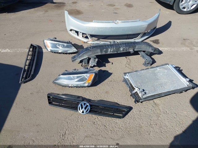 2011 Volkswagen Jetta 2.5l Se მანქანა იყიდება აუქციონზე, vin: 3VWDZ7AJ3BM350761, აუქციონის ნომერი: 43581559
