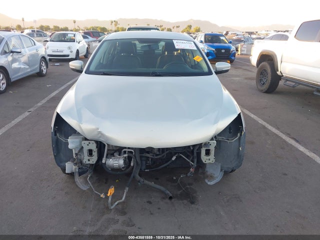 2011 Volkswagen Jetta 2.5l Se მანქანა იყიდება აუქციონზე, vin: 3VWDZ7AJ3BM350761, აუქციონის ნომერი: 43581559