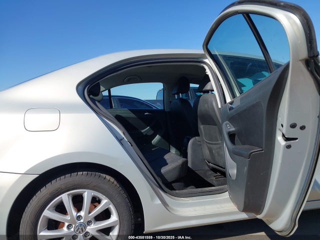 2011 Volkswagen Jetta 2.5l Se მანქანა იყიდება აუქციონზე, vin: 3VWDZ7AJ3BM350761, აუქციონის ნომერი: 43581559