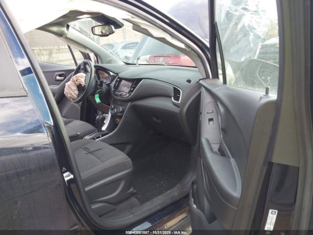 2021 CHEVROLET TRAX KL7CJNSB1MB356261 Photo 4