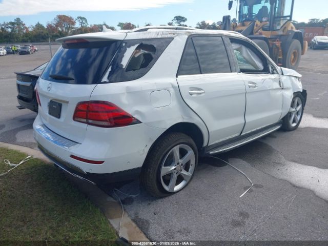 2016 MERCEDES-BENZ GLE 350 4JGDA5JB5GA678027 Photo 3