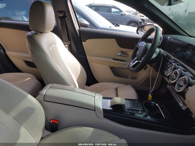 2021 MERCEDES-BENZ A 220 W1K3G4EB6MJ309293 Photo 4