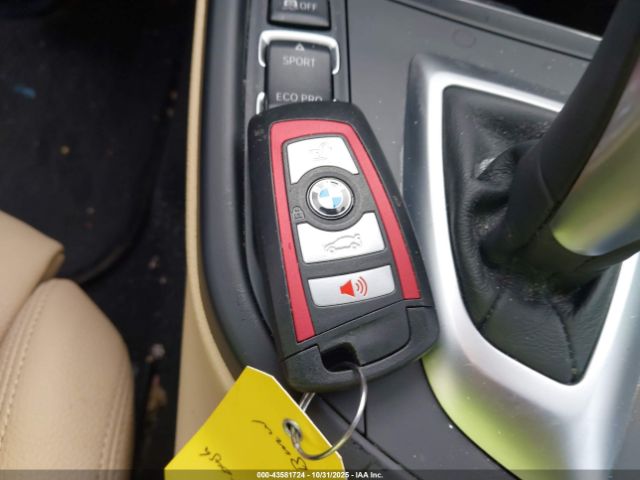 2018 BMW 330I WBA8B9G5XJNU96090 Photo 10