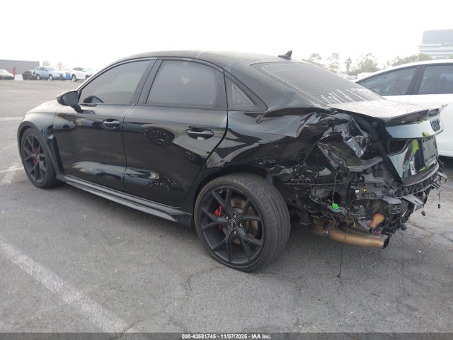 2024 AUDI RS 3 WUAG4DGY8RA900872 Photo 2