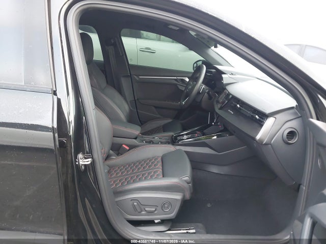 2024 AUDI RS 3 WUAG4DGY8RA900872 Photo 4