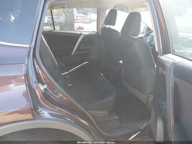 Aukcja sprzedaży 2018 Toyota Rav4 Le, vin: 2T3BFREV1JW842228, numer aukcji: 43581782