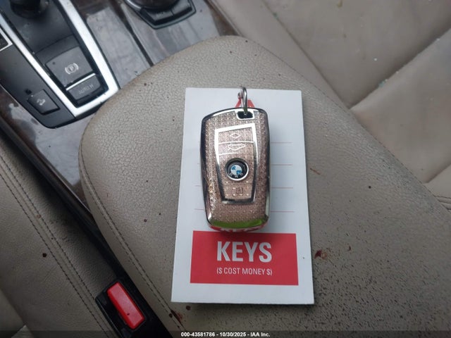 5UXWX9C55G0D90865 BMW X3 Xdrive28i