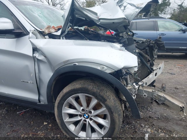 5UXWX9C55G0D90865 BMW X3 Xdrive28i
